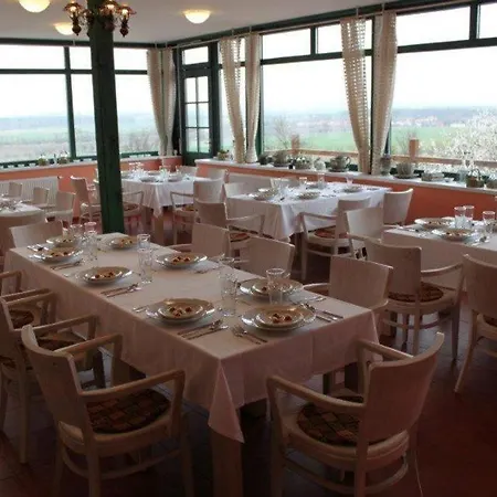 Vinohrad Hotel Milotice