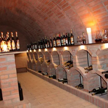 Vinohrad 3*