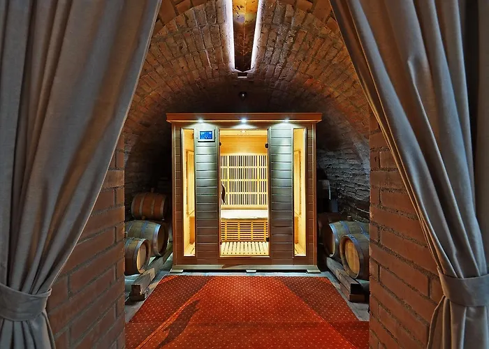 Vinohrad 3*